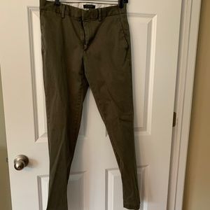 Banana Republic Aiden Chino